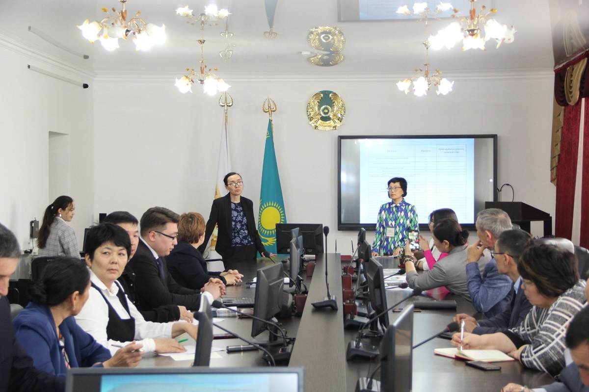 Арқалықта Altynsarin institute түлектеріне арналған бос орындар жәрмеңкесі өтті